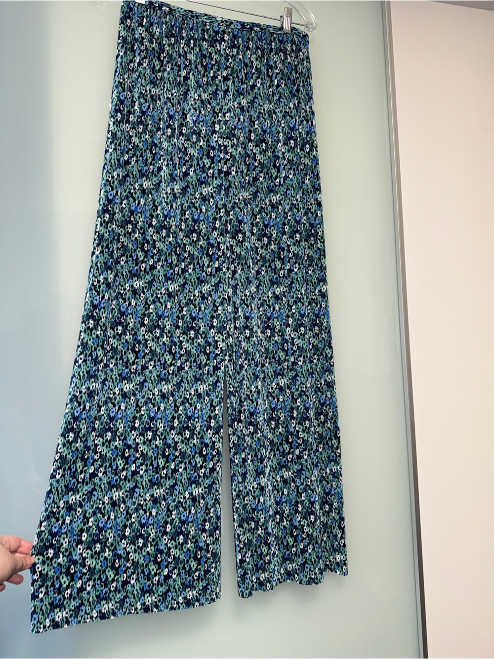 Sabina Musayev silk pants in size Small